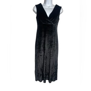 BCBGMaxazria dress size‎ 6 black velvet v-neck long cocktail dress PERFECT 🖤